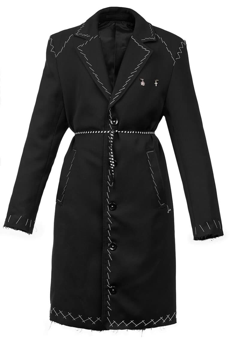 Palton negru cu detalii albe